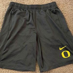 Nike Men's University of Oregon Basketball Shorts MEDIUM Athletic
